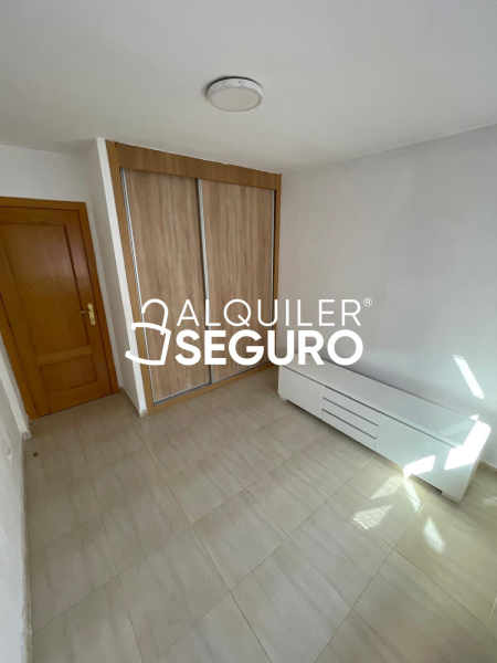 Inmueble en Calle Fuengirola , MADRID