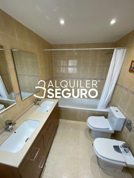 Inmueble en Calle Fuengirola , MADRID