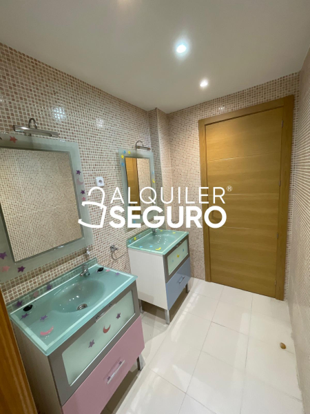 Inmueble en Calle Fuengirola , MADRID
