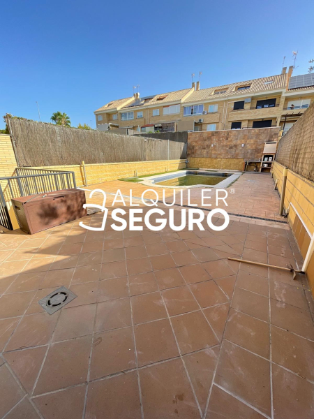 Inmueble en Calle Fuengirola , MADRID
