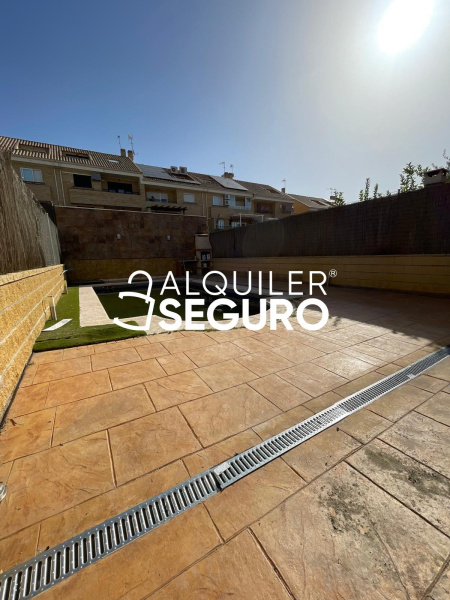Inmueble en Calle Fuengirola , MADRID