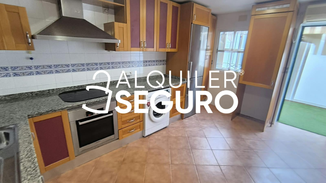 Inmueble en Calle Verdial, SEVILLA