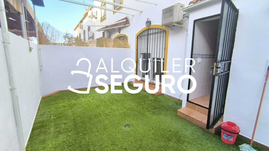 Inmueble en Calle Verdial, SEVILLA