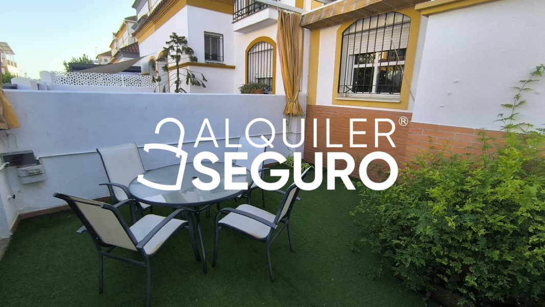 Inmueble en Calle Verdial, SEVILLA