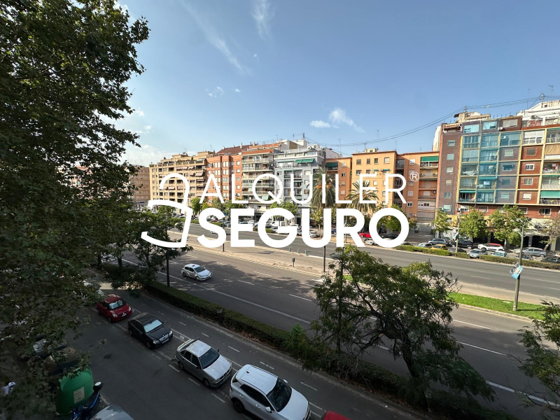 Piso en Avenida Cid, VALENCIA VALENCIA