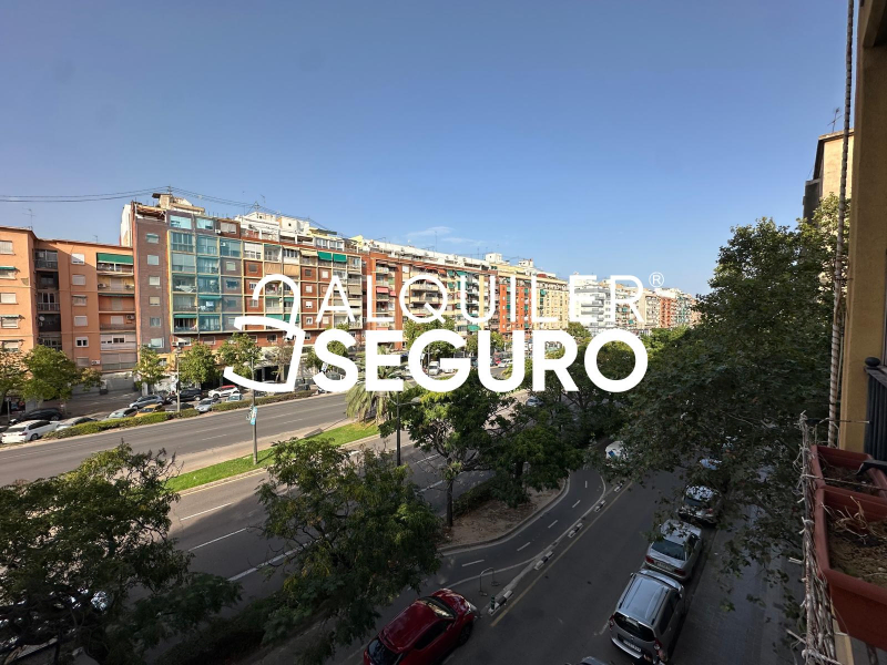 Piso en Avenida Cid, VALENCIA VALENCIA