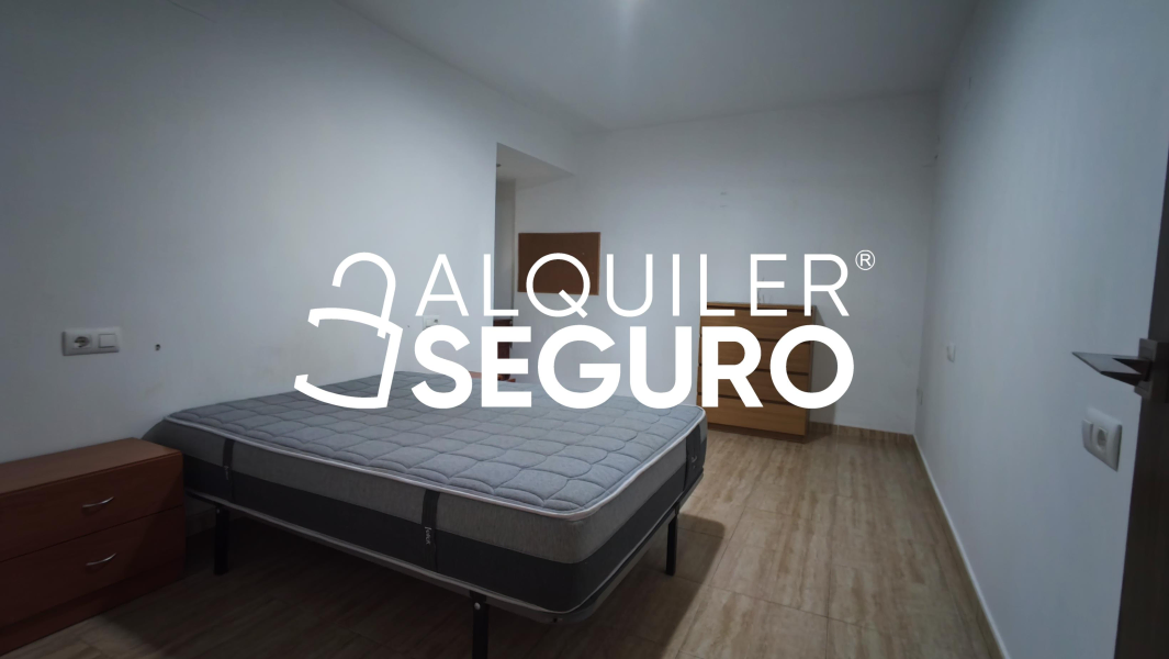 Inmueble en Calle Alcalde de la Cruz Ceballos, CÓRDOBA