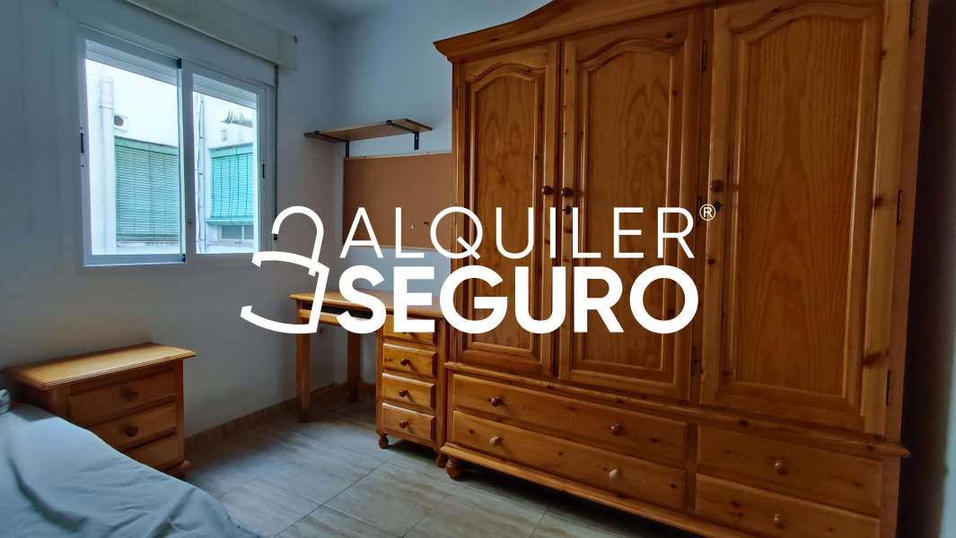 Inmueble en Calle Alcalde de la Cruz Ceballos, CÓRDOBA