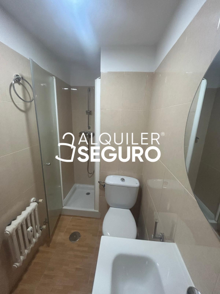 Inmueble en Calle Melchor Almagro, GRANADA