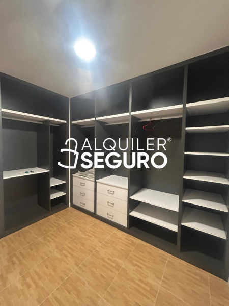 Inmueble en Calle Melchor Almagro, GRANADA