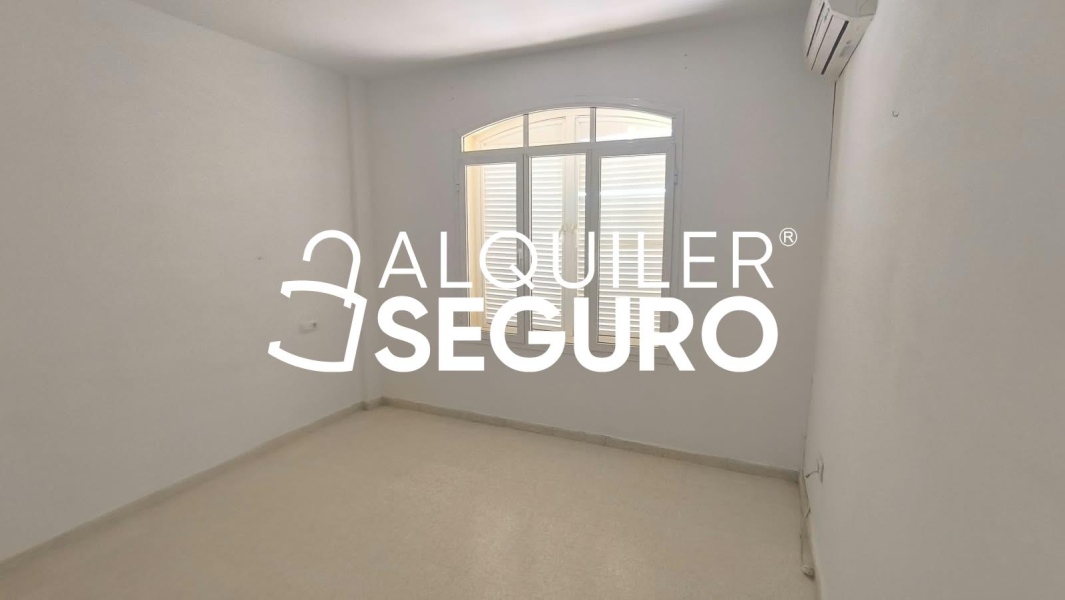Inmueble en Calle Reyes Católicos , SEVILLA