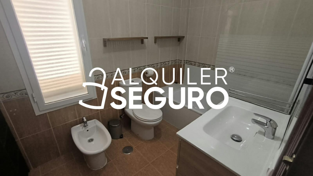 Inmueble en Calle Reyes Católicos , SEVILLA