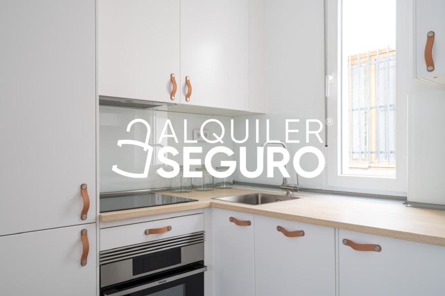Inmueble en Calle de Raimundo Fernandez Villaverde, MADRID