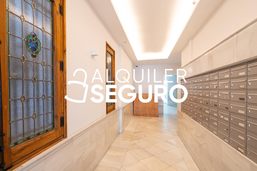 Inmueble en Calle de Raimundo Fernandez Villaverde, MADRID