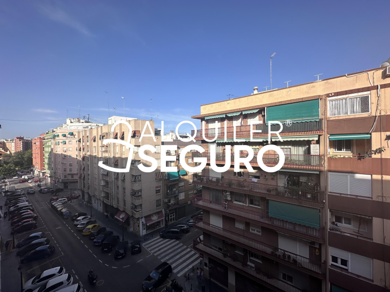 Inmueble en Calle Totana, VALENCIA