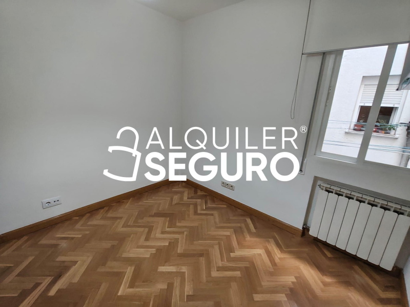 Inmueble en Calle Del Pico Balaitus, MADRID