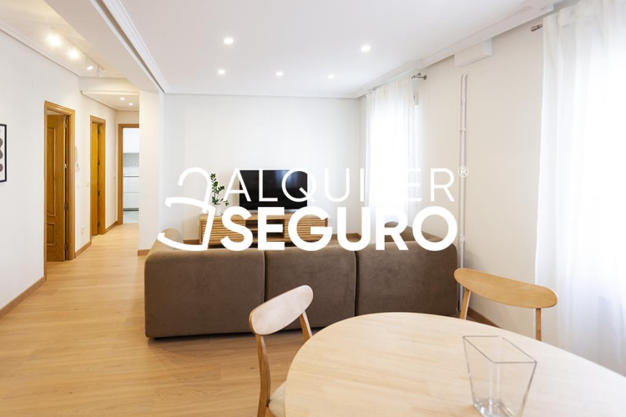 Inmueble en Calle de María de Guzmán , MADRID