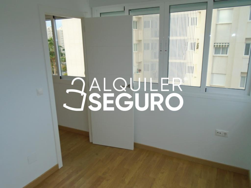 Inmueble en Avenida Oviedo, ALICANTE