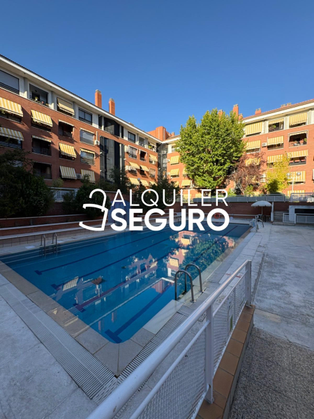 Inmueble en Calle la Cenicienta , MADRID
