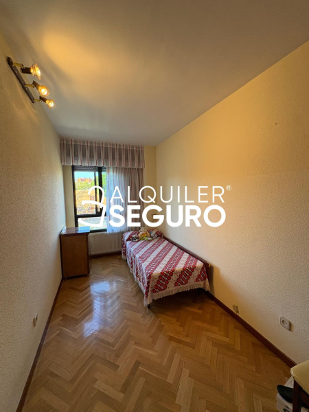 Inmueble en Calle la Cenicienta , MADRID