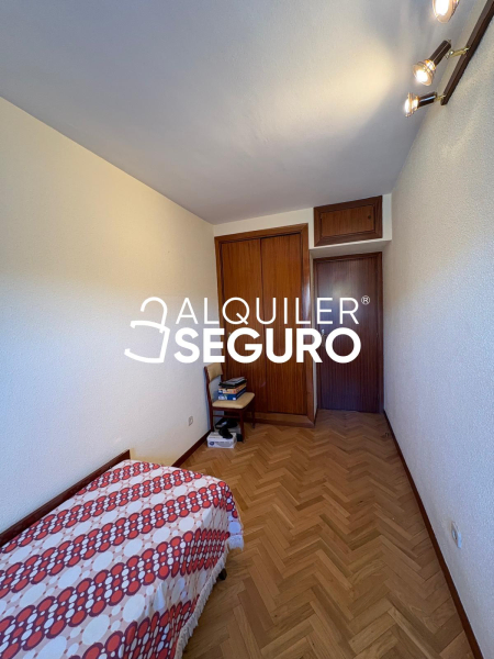 Inmueble en Calle la Cenicienta , MADRID