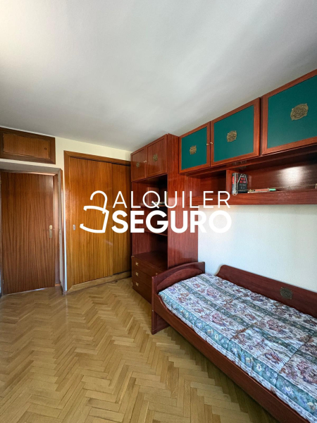 Inmueble en Calle la Cenicienta , MADRID