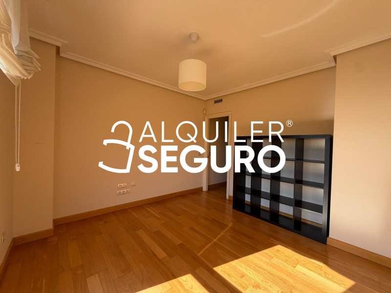Inmueble en Avenida Casablanca, MADRID