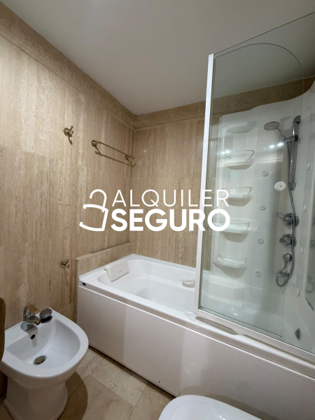 Inmueble en Avenida Casablanca, MADRID