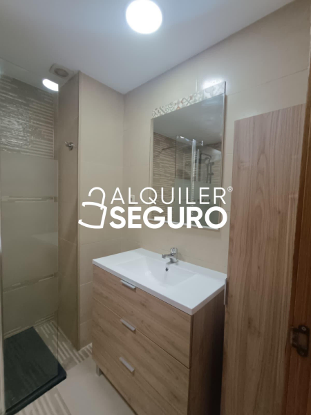 Inmueble en Calle Polvoranca , MADRID