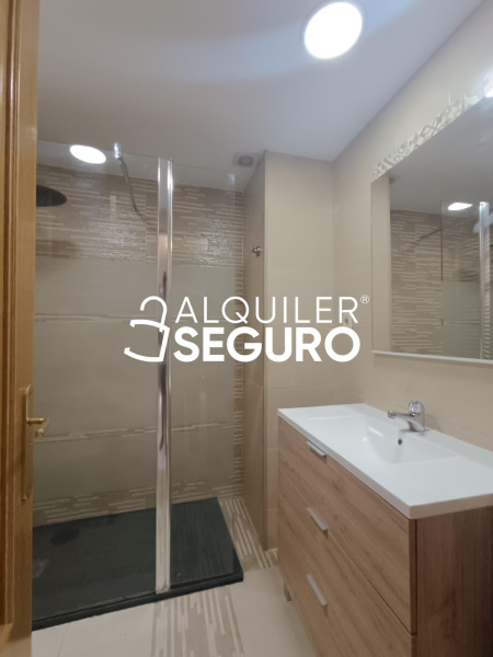Inmueble en Calle Polvoranca , MADRID
