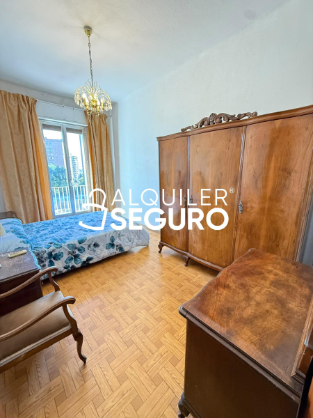 Inmueble en Avenida Mediterraneo , MADRID