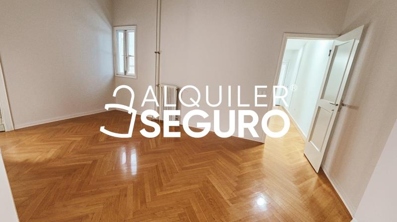 Inmueble en Calle Menorca, MADRID