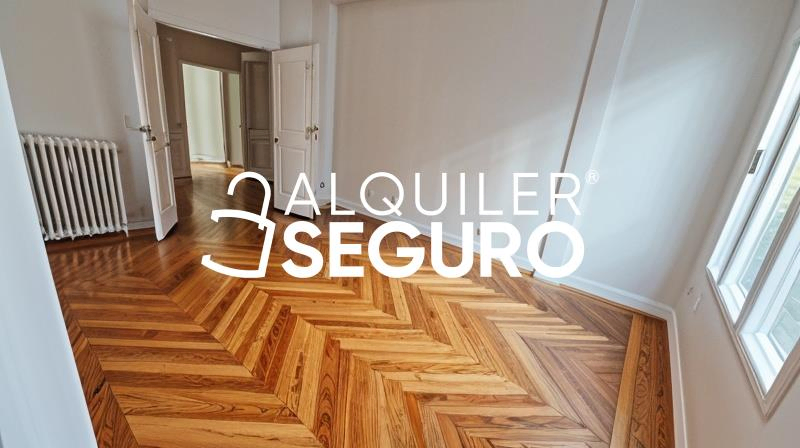 Inmueble en Calle Menorca, MADRID