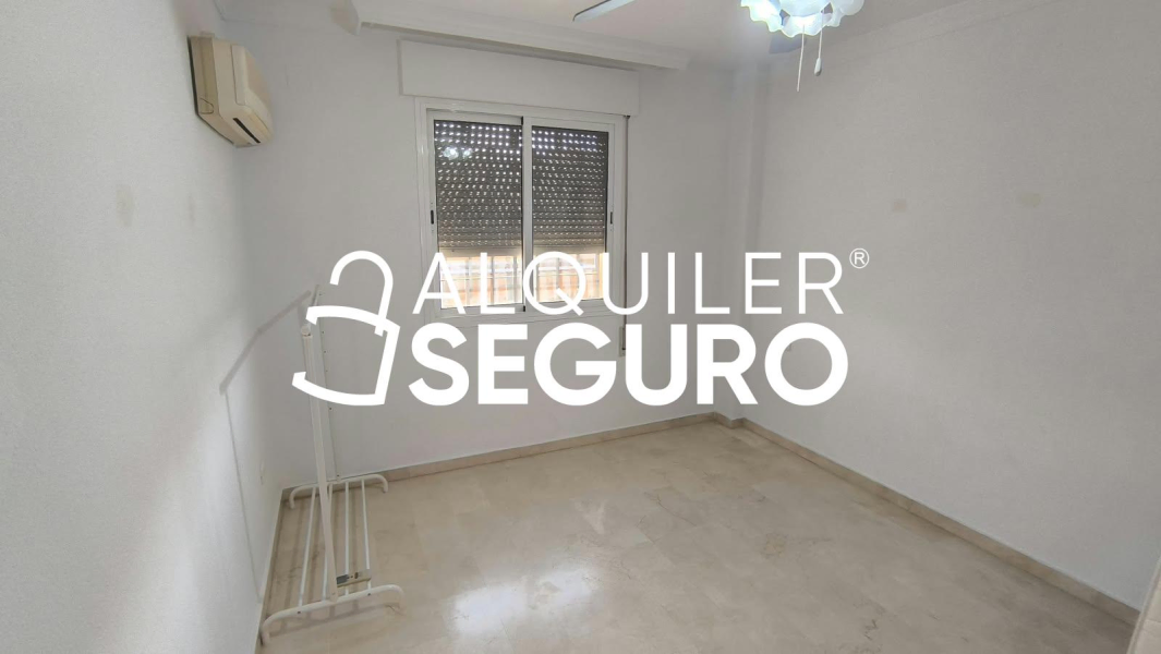 Inmueble en Calle Santa Bárbara, SEVILLA