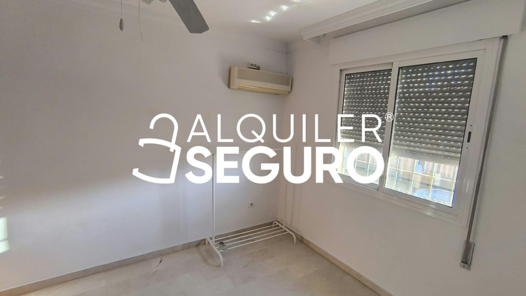 Inmueble en Calle Santa Bárbara, SEVILLA
