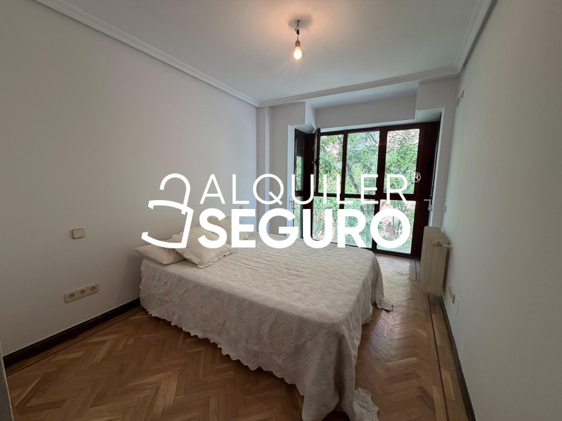 Inmueble en Calle de Sangarcía, MADRID