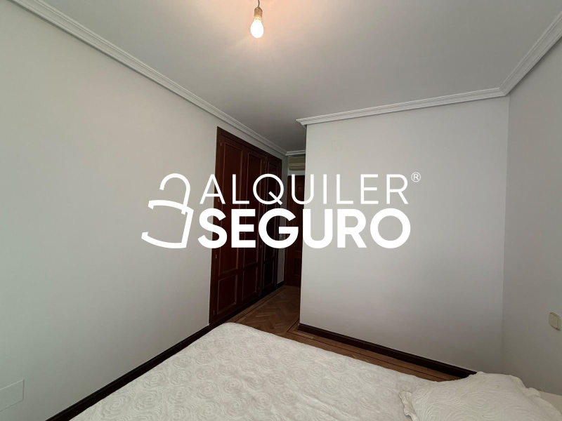 Inmueble en Calle de Sangarcía, MADRID