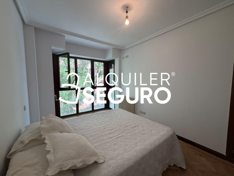 Inmueble en Calle de Sangarcía, MADRID