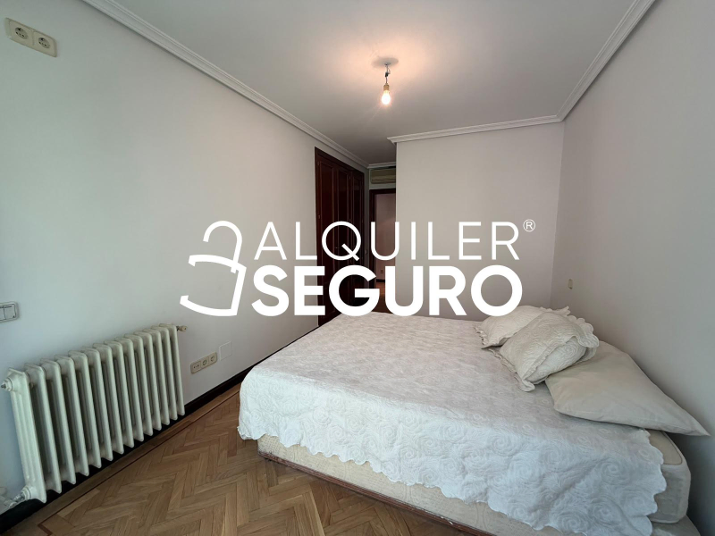 Inmueble en Calle de Sangarcía, MADRID