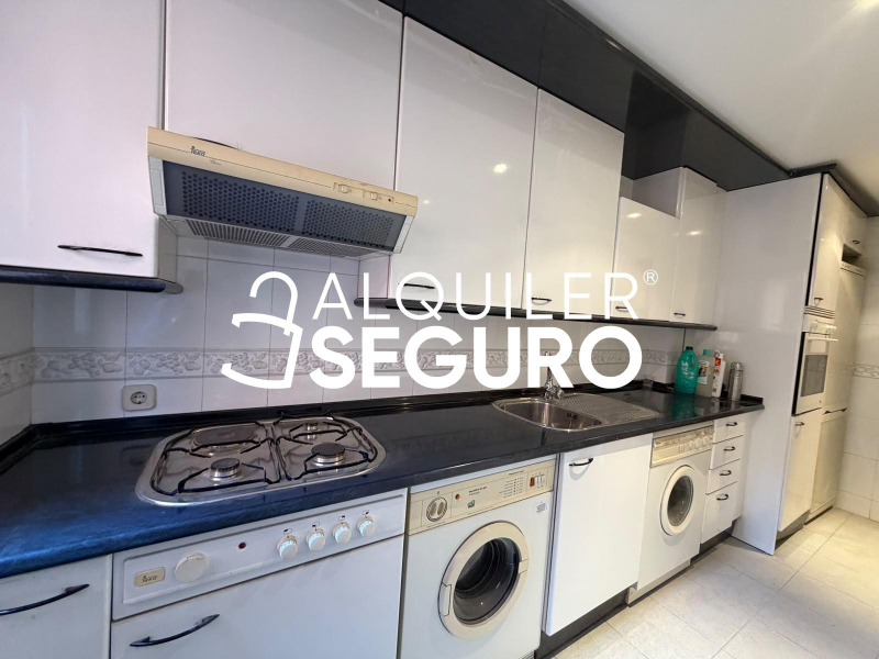 Inmueble en Calle de Sangarcía, MADRID
