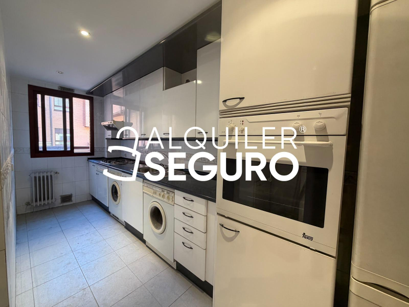 Inmueble en Calle de Sangarcía, MADRID
