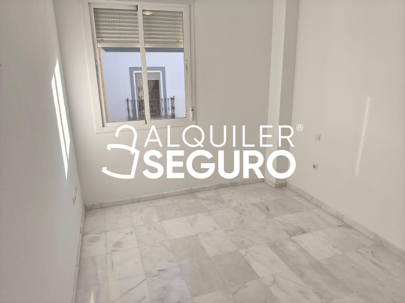 Inmueble en Calle Amancio Renes, SEVILLA