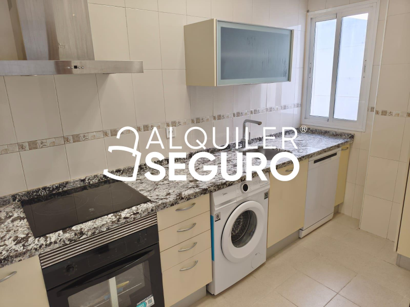 Inmueble en Calle Amancio Renes, SEVILLA