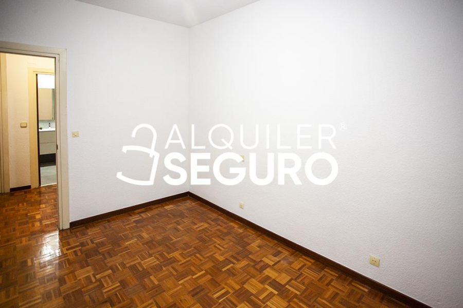 Inmueble en Calle de Marqués de la Valdavia, MADRID