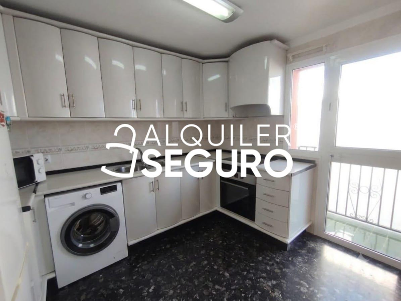 Inmueble en Calle Rio Almanzora, MÁLAGA