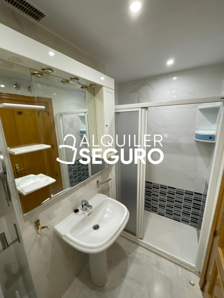Inmueble en Calle de Carlos Fuentes , MADRID