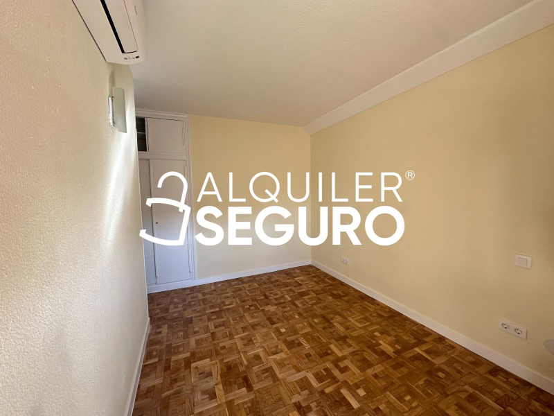 Inmueble en Calle Condesa de Venadito, MADRID