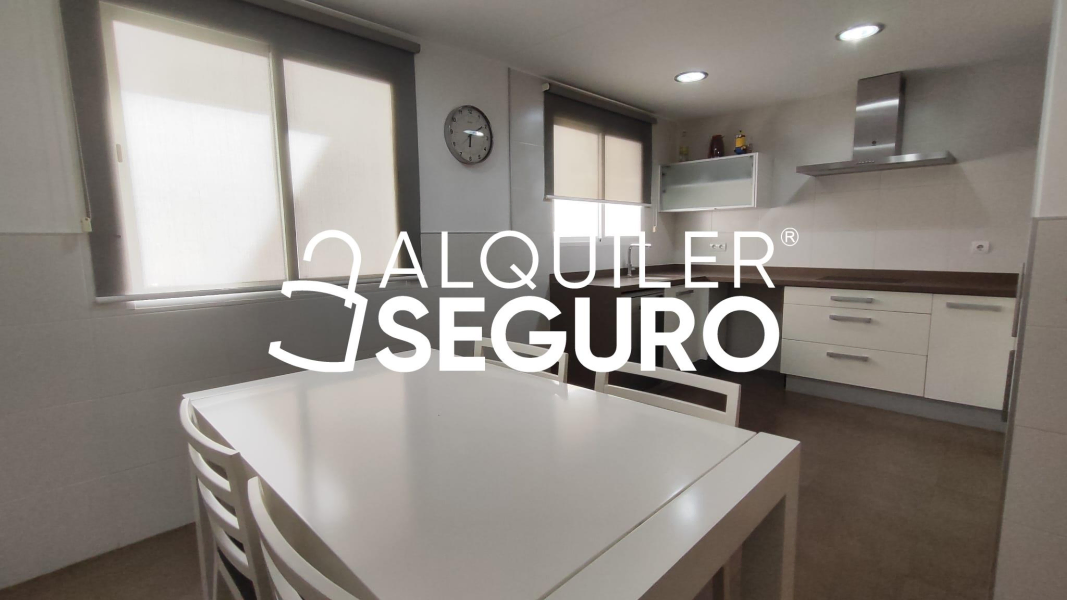 Inmueble en Avenida Doctor Gomez Ferrer, VALENCIA