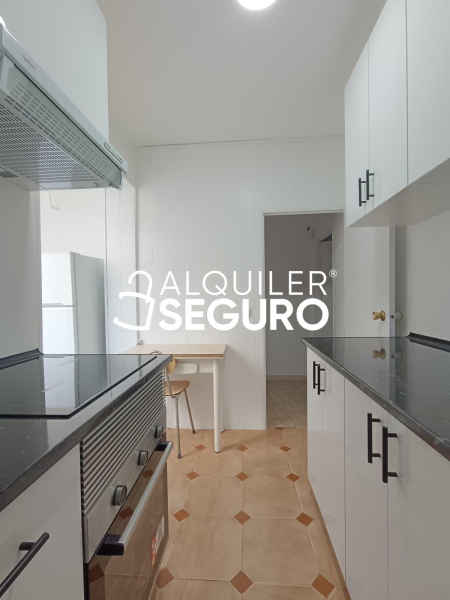 Inmueble en Calle Lago tiberiades , MADRID