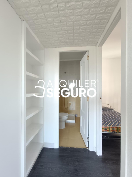 Inmueble en Calle Lezo, MADRID